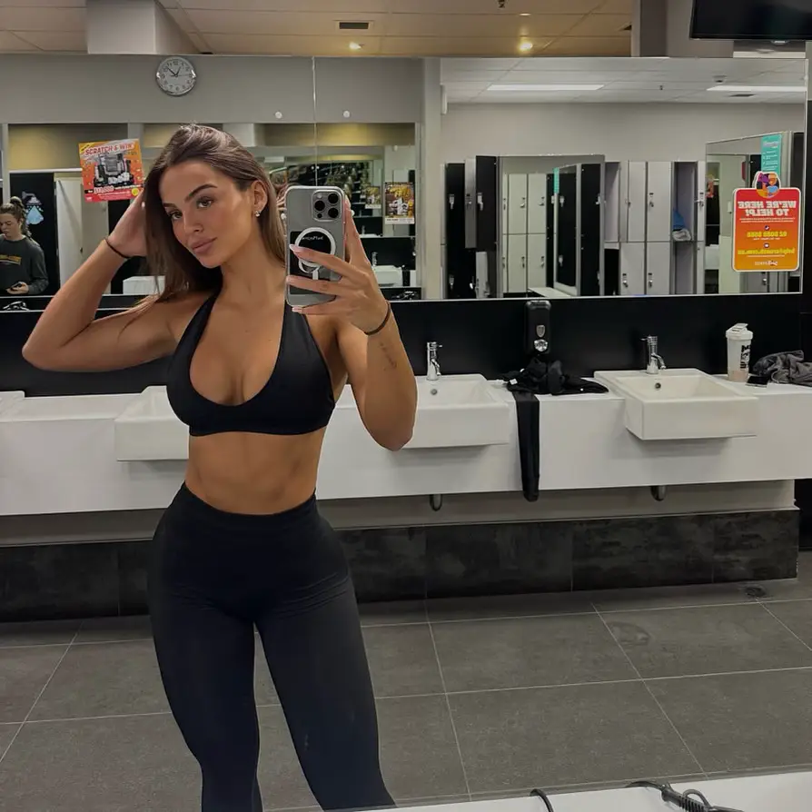 @VELOCITY CODE:AALIA  #fyp #tiktok #trending #gym #activewear 