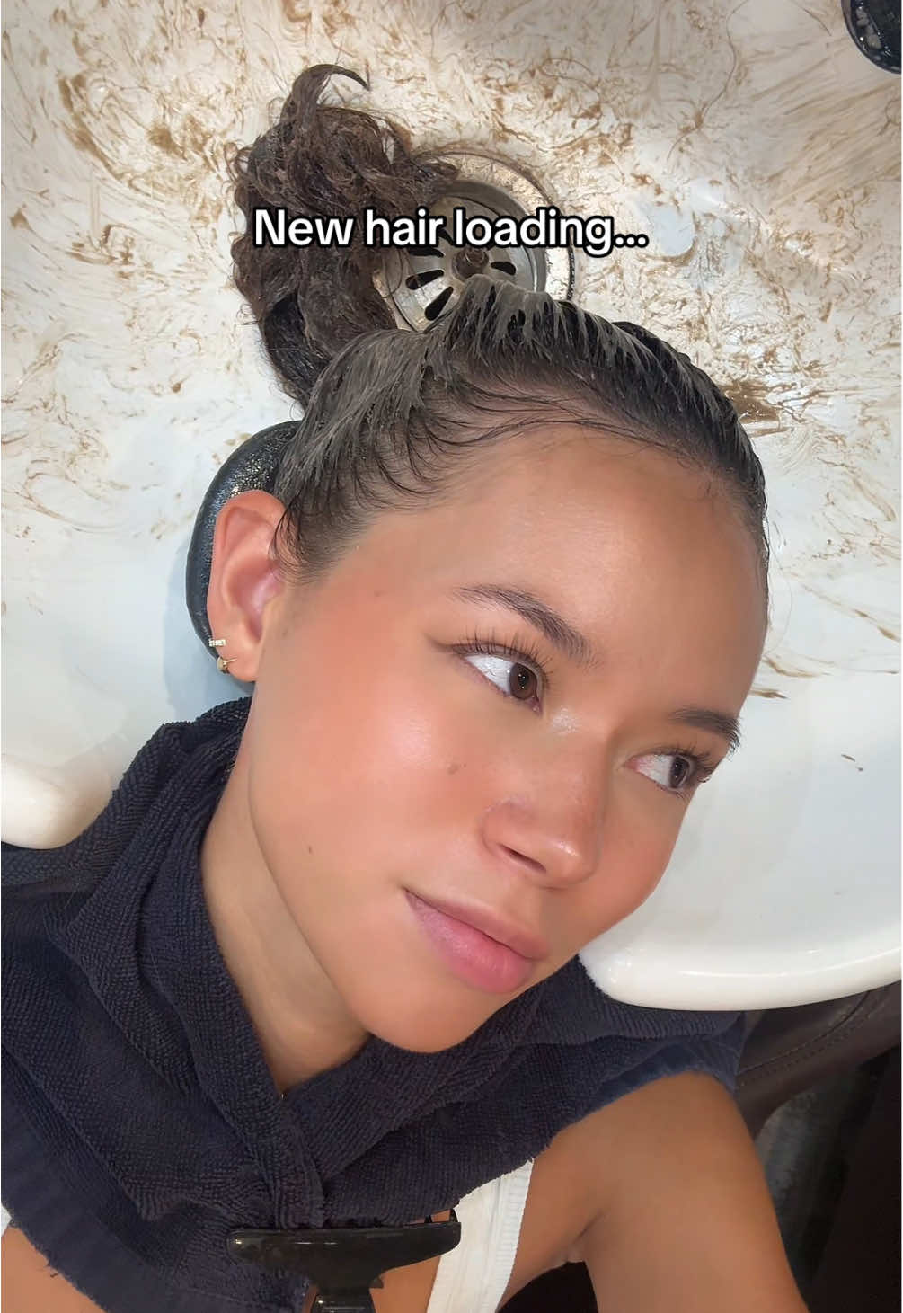 Your sign to go darker for the summer ☕️😚 #haircut #hairstyle #hairtransformation #hairtransition #brownhair #newhair 