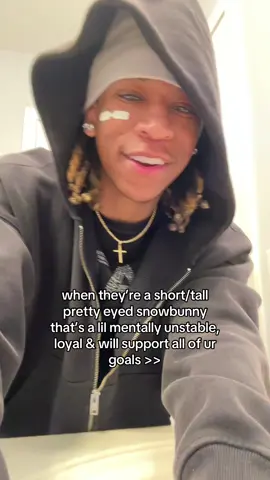snap / insta : ouuisaiah | hmu if you fit the description :) #fyp #foryoupage #viral 