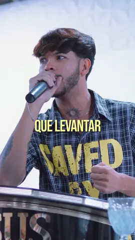 Eu tinha que levantar! #jesseaguiar #jesseaguiaralivio #jesseaguiaroficial #ansiedade #depressao😭😭😭💔 #dor #testemunho #jesseaguiartestemunho #Stories #gospel #musicagospel 