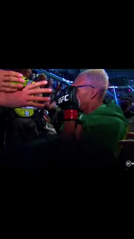 he can’t see without his glasses #charlesoliveira #UFC #capcut #fypシ゚viral 