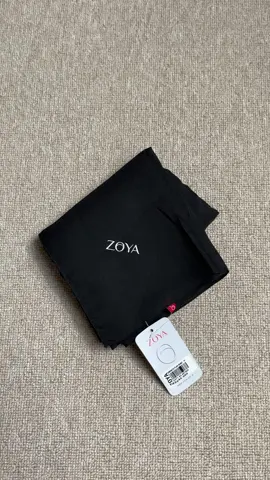 Hijab dari @ZOYA selalu enak bahannya 🫶🏻 #wibgajian #hijabsegiempat #zoyahijab 