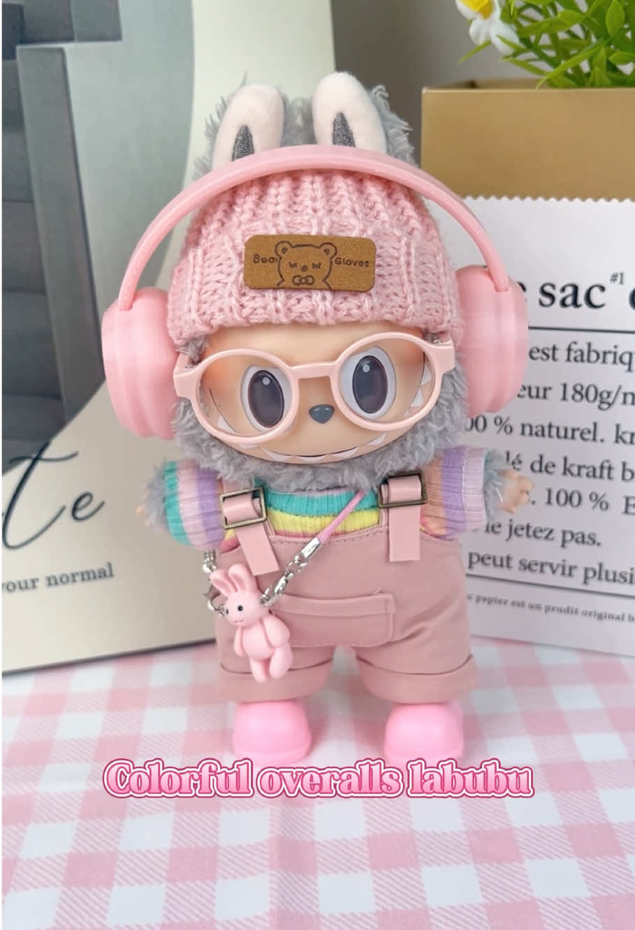 This pink overalls suits is so beautiful and energetic😍#labubu #labubuclothes #labubuoutfit #labubuthemonsters #fyp 