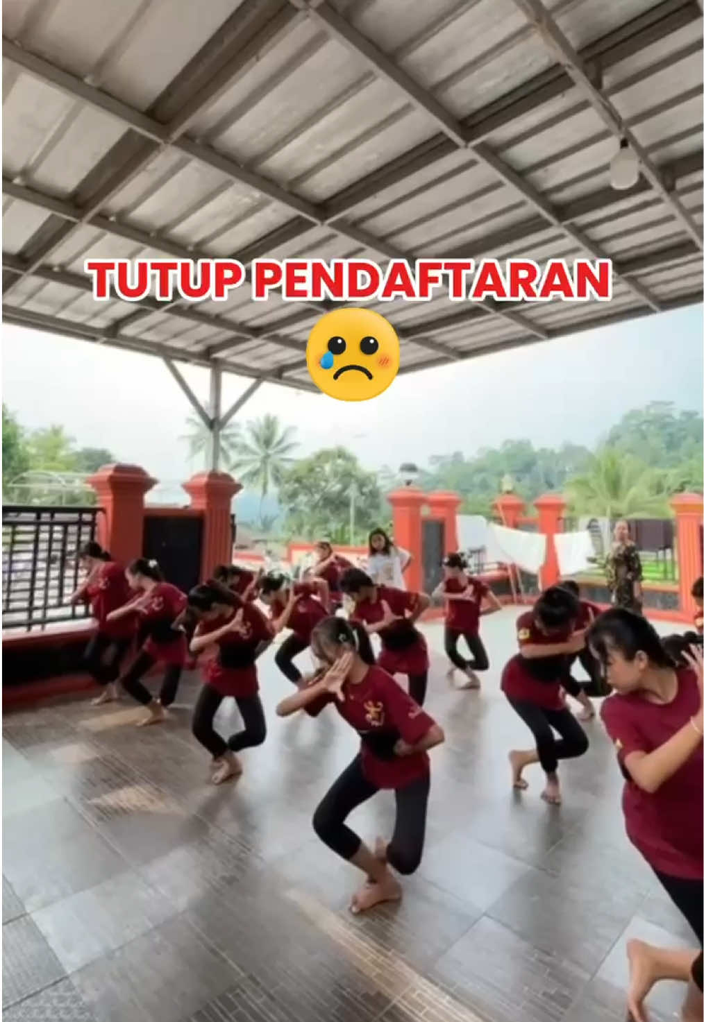✨ PENDAFTARAN RESMI DITUTUP! ✨ Terima kasih untuk antusiasme luar biasa dari teman-teman! 💗 Sampai jumpa di latihan rutin dan kegiatan seru lainnya bareng keluarga besar FITKAS 🌸 📅 Latihan rutin: Setiap Hari Minggu 📍 Lokasi: Kp. Urug Lebak, RT 003/RW 002, Desa Urug, Kec. Sukajaya – Bogor Ingin ikut latihan atau tahu info kegiatan selanjutnya? 📲 Hubungi: 0857-2066-2451