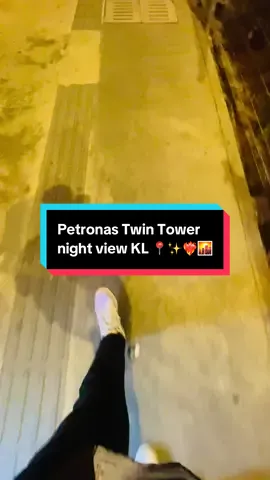 KLCC kuala lampur Malaysia Petronas Twin Tower night view KL 📍✨❤️‍🔥🌇#pavilionkl #bukitbintang #amazingview #traveller_adnan #kItraveller #traveller_adnan #travelmalaysia #malaysia #pavilion #KL #iphone #nightview #petronas #kIcc #TRX 