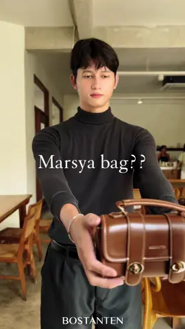 If you were me… would you pick the Marsya Bag too? 👀 Honestly, it’s hard not to fall in love — it’s spacious, stylish, and comes in such pretty colors! 🤍👜 Curious to know… which one would you choose? Let’s chat in the comments! 💬💖 #fyp #tasselempang #taswanita #BOSTANTEN #wibgajian 
