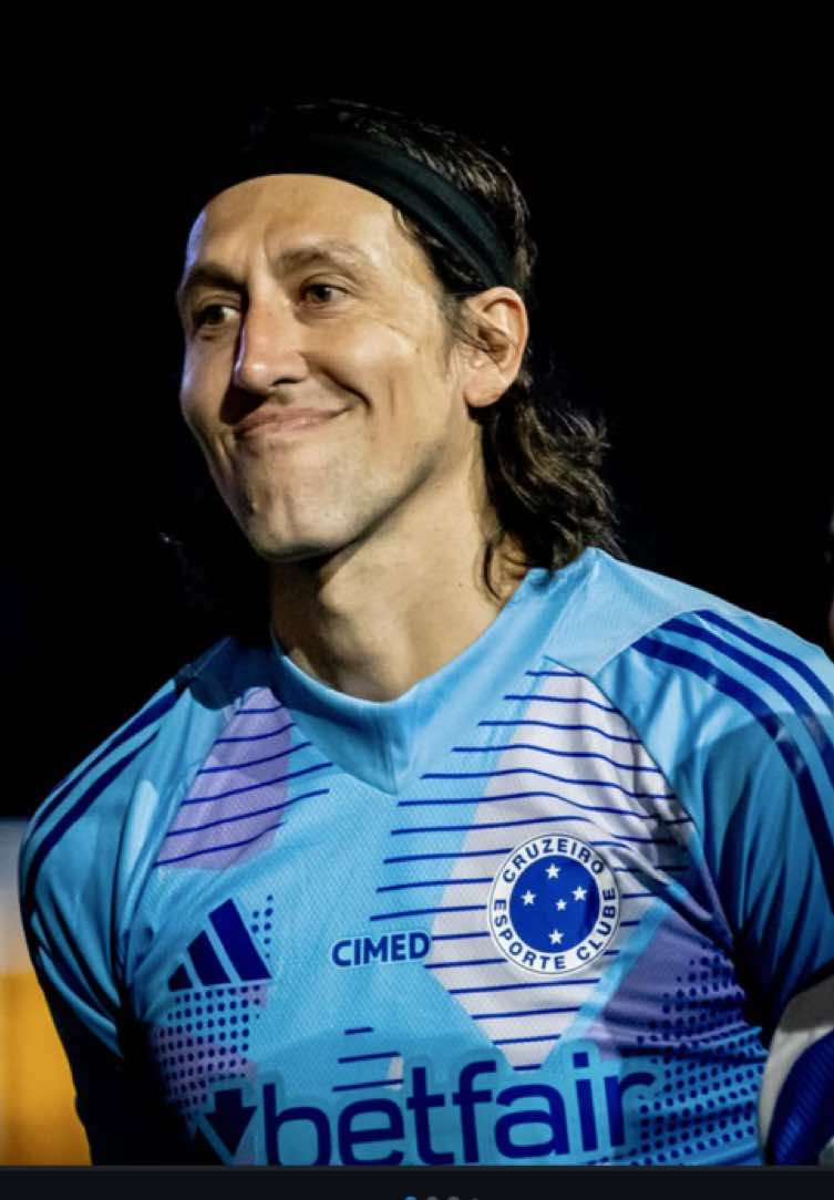 Bizarro ver o Cássio jogando em um time sem ser o Corinthians..🥹 #corinthians #edit #futebol #cassio 