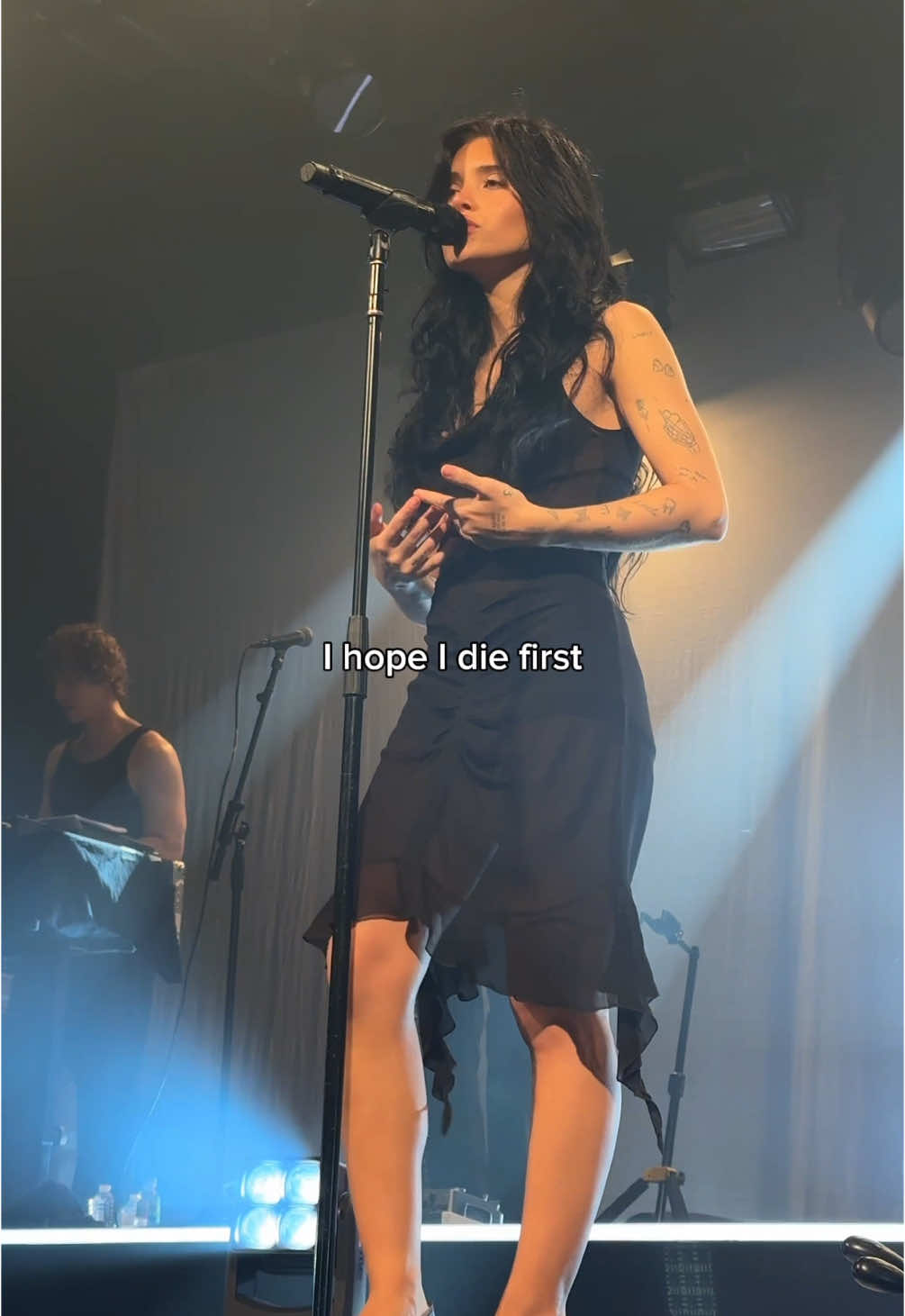 Who else is obsessed with this song? 💕  #Nessabarrett #pop #popmusic #singer #singersoftiktok #newmusic #concerts #lyrics 