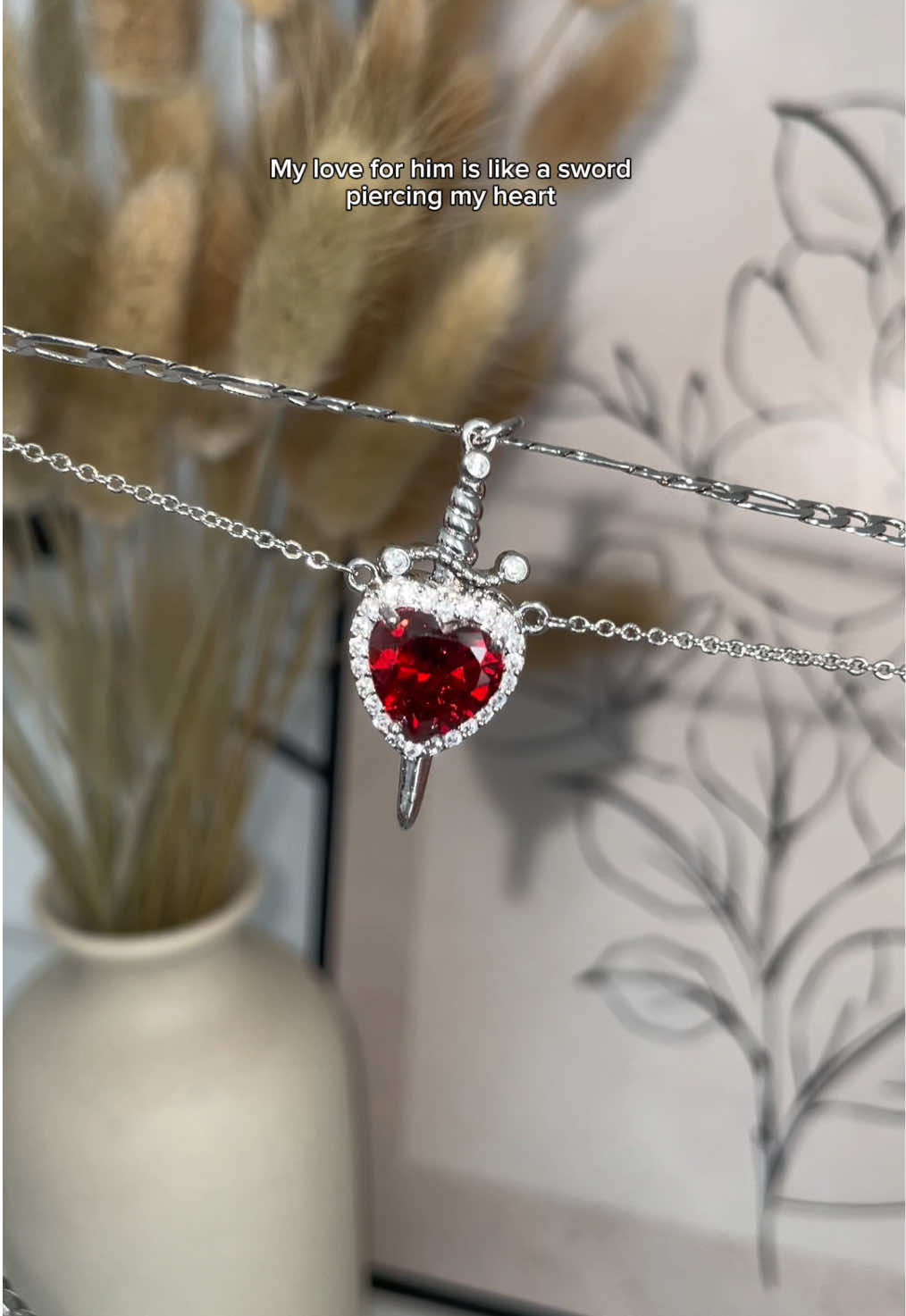 Wanna wear this necklace with u#meiitrue #dealsfordays #nationalgirlfriendday #silverjewelry #heartjewelry #heartnecklace #couple #couplegifts #giftforher 