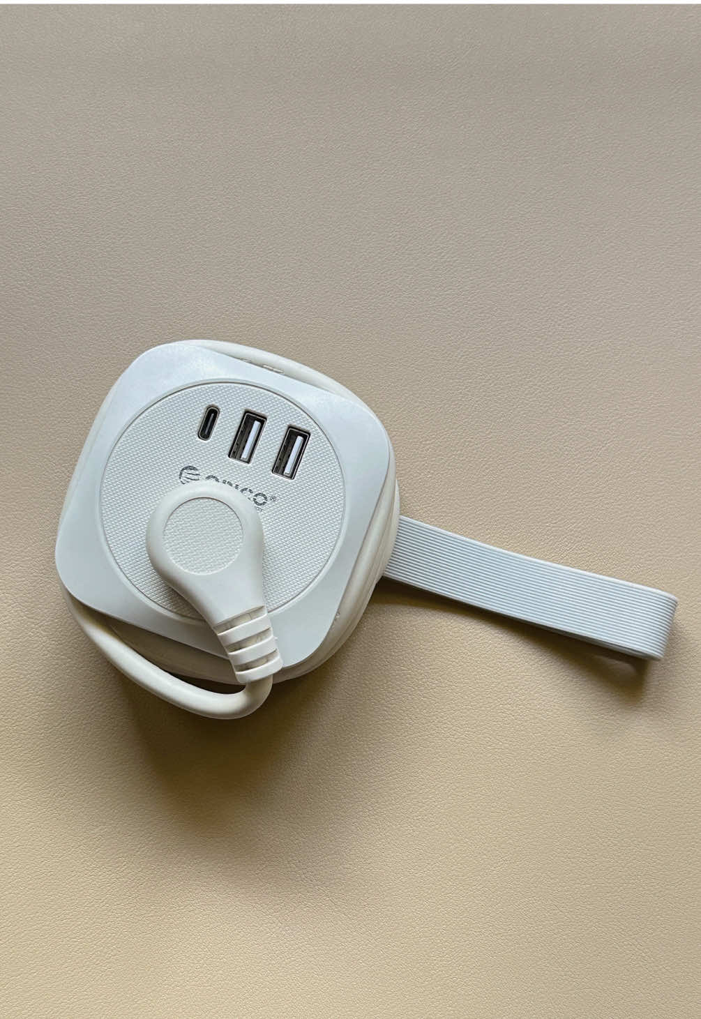 Orico Travel Extension Cord 🔌 With 5 ports its so useful and portable! #orico #extensioncord #usbport #extensionwire #portablewire