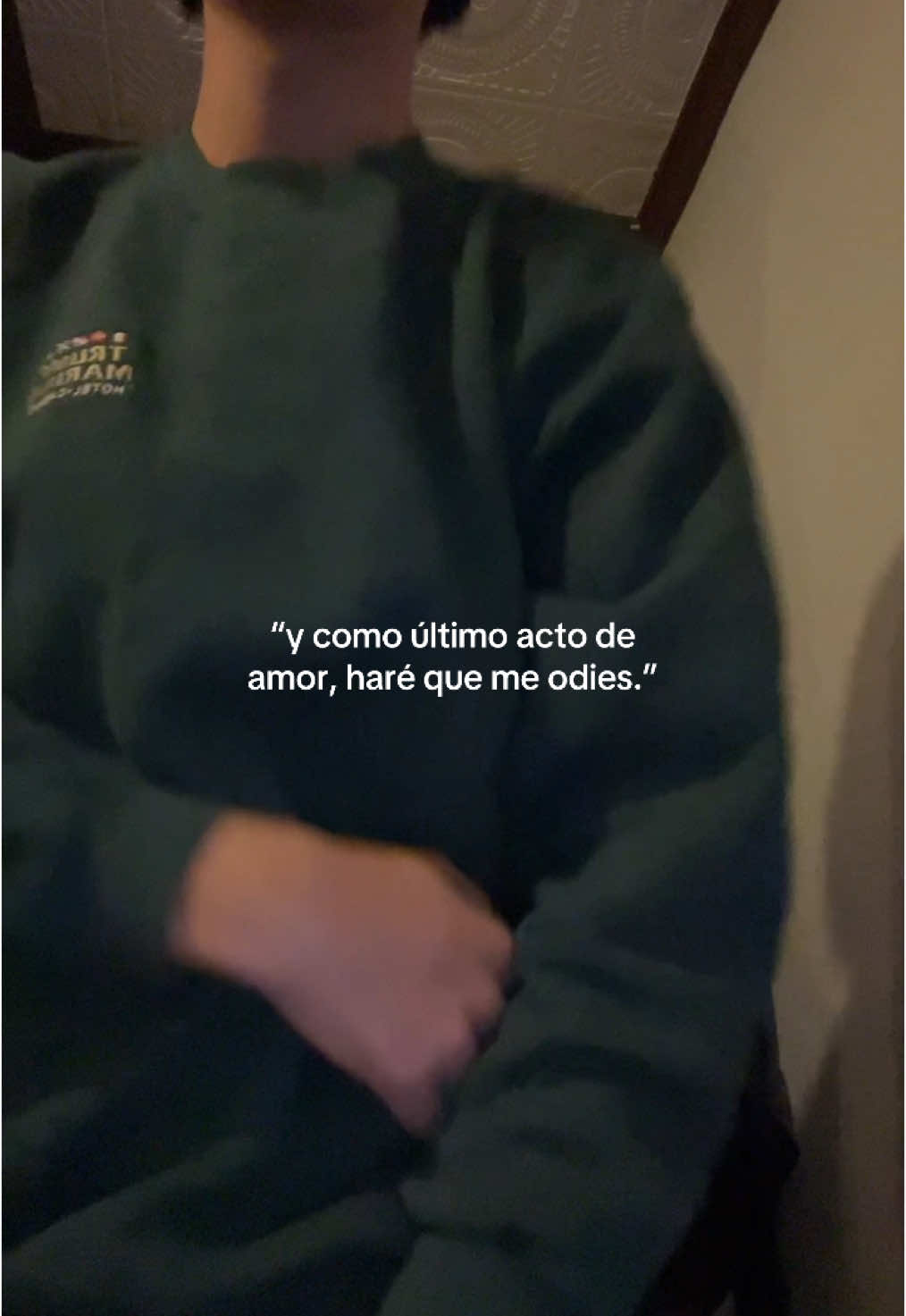 así cm empezamos jeje #fyp #paratii #foryou #lettheworldburn #chrisgrey #Love #hate #contenido 