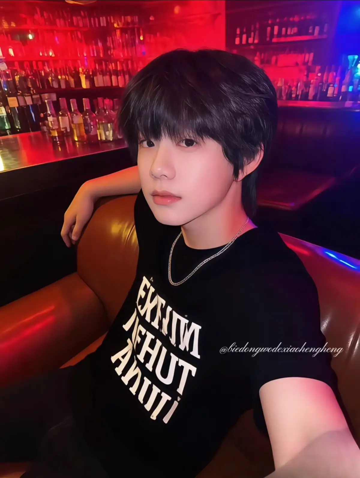 Vì nhiều bạn cmt xin ảnh quá mik ko gửi hết đc lên mik đăng đây mn lấy thì cmt là xin ảnh đc ạ🫶🏻 #jonathan #trandichhang #chenyiheng #陈奕恒 #pth #fpyシ #xh 