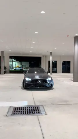 Dropping your girl back off 🤫😲 #amg #mercedes #benz #cle53 #catsoftiktok 