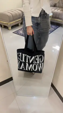 #gentlewomantotebag bag with zipper #tastotebag 