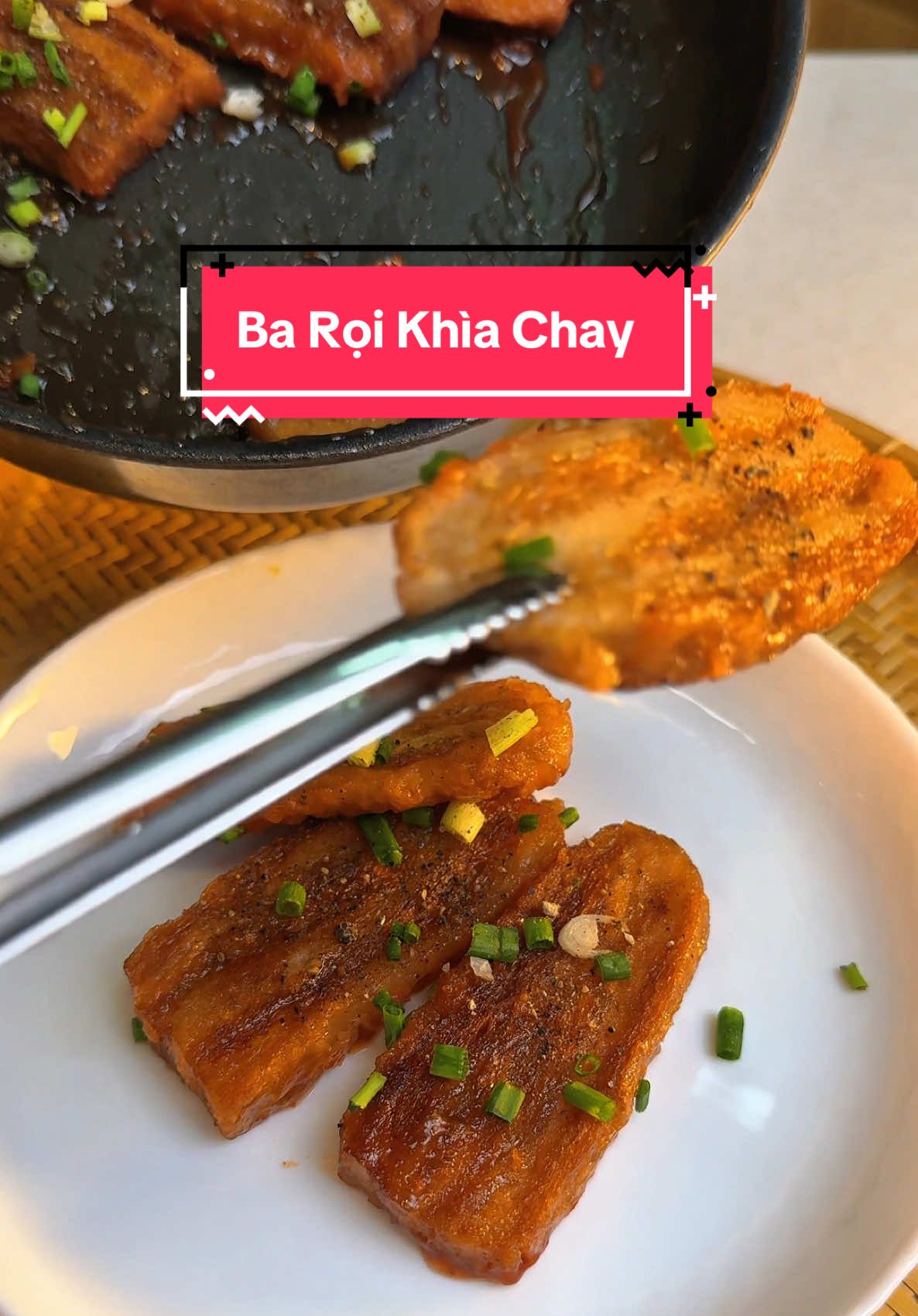 Thử nhìn vô chảo khó ai mà đoán được đây là miếng ba rọi chay #bepcuagiao #mukbang #anvat #monchay #monchayngon #baroichaytoi #emlieuvinhlong 