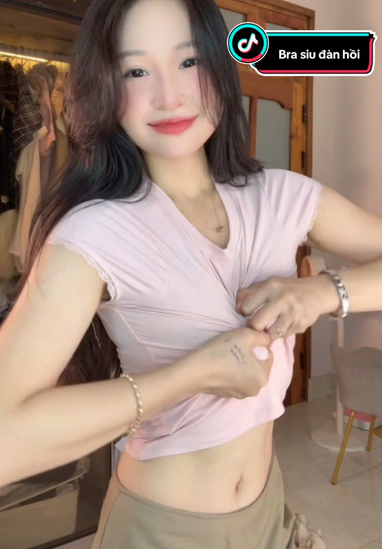 1 chiếc bra siêu đàn hồiii , vò cỡ nào cũng về form, Tàng hình cực kìiii , Ko lộ viềnn, Lùi sz nhaaa ##xh##visecretbra##aonguc##aobra##aolot
