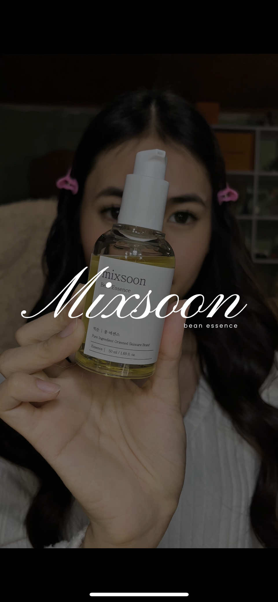 I’ve been using the Mixsoon Bean Essence lately and honestly… my skin feels so much smoother and bouncier. This is the Mixsoon Bean Essence — packed with fermented soybean extract to deeply hydrate and refine skin texture❤️ @mixsoon_us  #mixsoon #koreanskincare #glassskin #oliveyoungglobal #oliveyoung        
