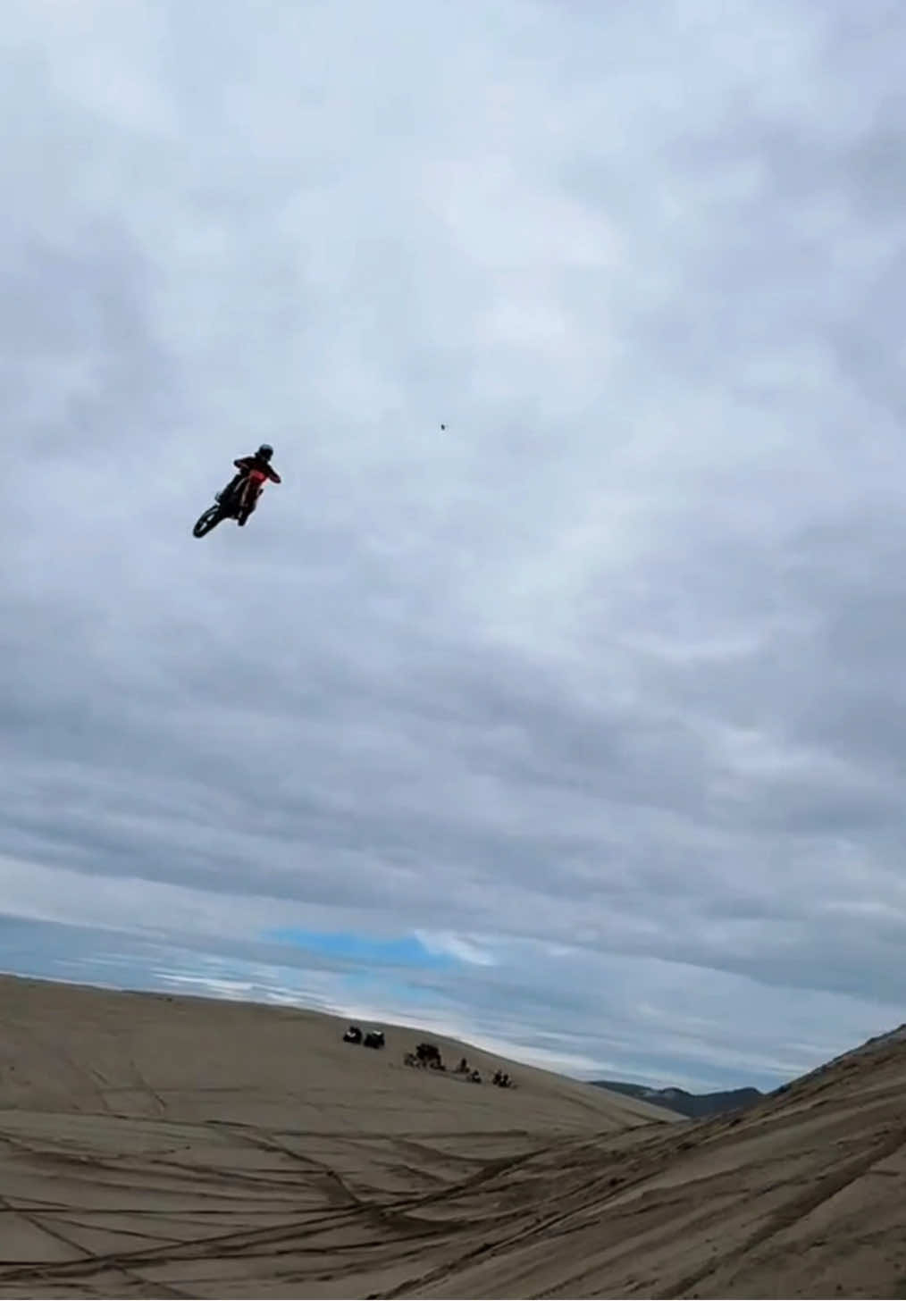 In the dunes @Freeride co. #bike #fyp #foryou #dirtbike #viral   