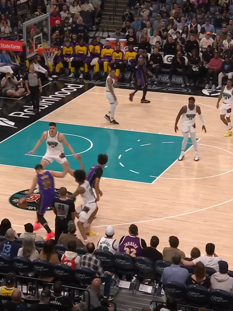 Luka, LeBron & Reaves Combine For 85 PTS In Memphis 👀 ｜ March 29, 2025 #lebronjames  #austenreaves  #lukadoncic  #lakers