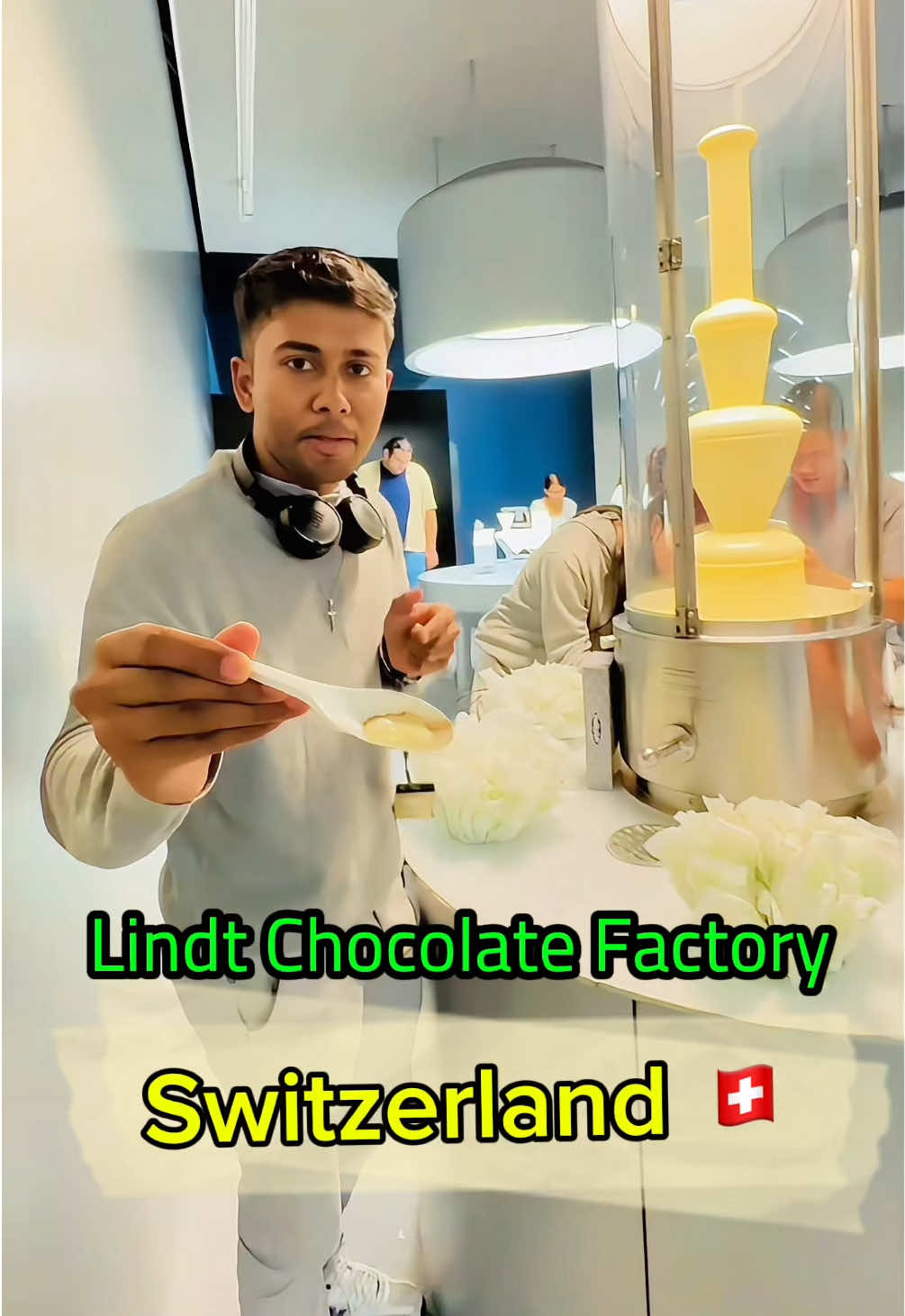 🇨🇭”Switzerland মানেই চকোলেট, আর লিন্ডট? একদম লেজেন্ডারি! Must visit! 💯” 👇 জানাও তুমি কোন চকোলেট বেশি পছন্দ করো! #LindtChocolate #SwitzerlandTravel #ChocolateFactory #FoodieReels   #SwissChocolate #MuseumExperience #TravelWithRon #RonaldoRoy   #ChocolateLover #TiktokBangla #BangladeshiTraveler #FoodVlog   #EuropeTrip #SwissMoments #FoodieAdventure #LindtExperience   #SweetEscape #BanglaVlog #exploreswitzerland🇨🇭 