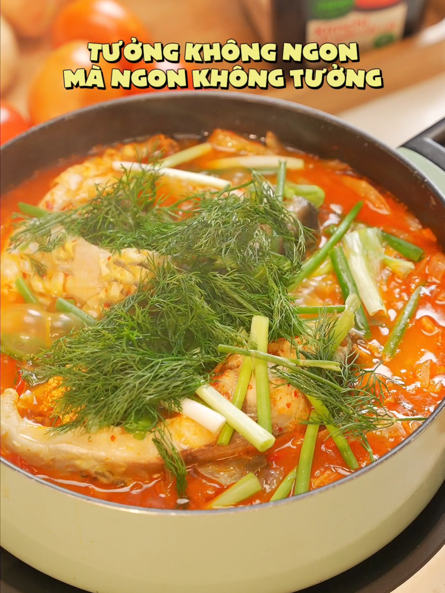 Ăn đêm tại Schannel với nồi cá om kim chi nóng hổi 📷 #schannel #LearnOnTikTok #bibigokimchi #bibigovietnam