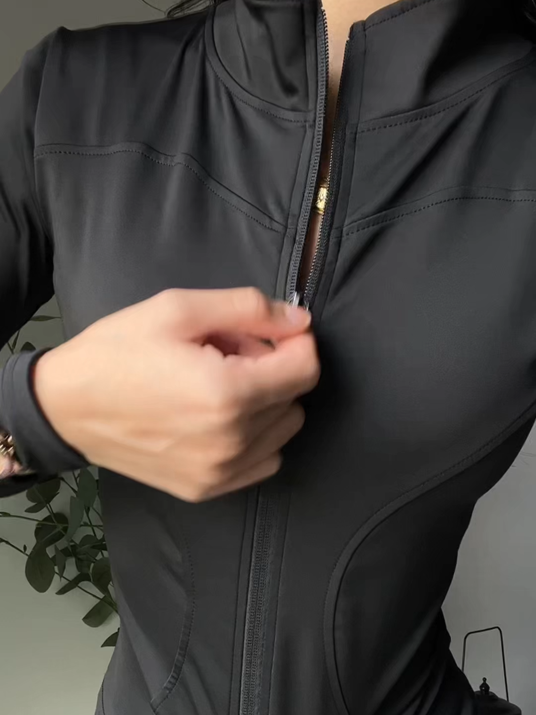 This slim yoga jacket makes a stunning appearance! Highly stretchy but not tight, it is slimming and can be used for yoga, fitness and commuting #Jacket #sporty #longsleeve #zipup #comfy#fashionoutfit #spotlightfashion #dealsforyoudays #tiktok #tiktokshop #fpy