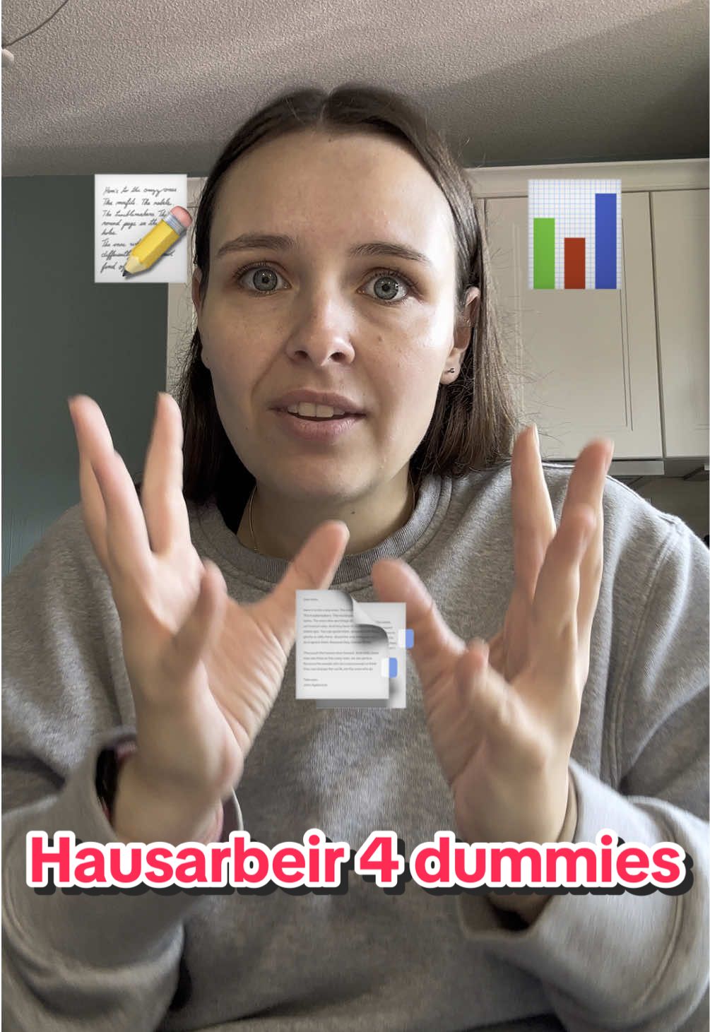 Gibt natürlich ganz viele verschiedene Felder, in denen man forschen kann. Aber der grobe Ablauf funktioniert so. Ist das jetzt ein wenig klarer geworden? Hat die Klasse noch weitere Fragen? 👀 #masterarbeit #abschlussarbeit #studentenleben #universität #wissenschaftlichesarbeiten 