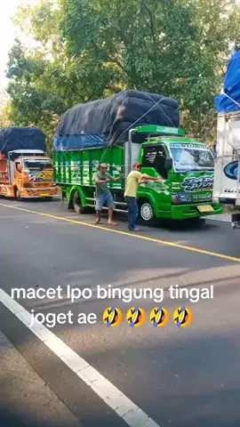 hiburan sek masio kenek macet