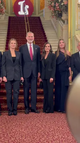 #letiziaortiz #felipeiv #leonordeborbon #sofiadeborbon #casareal #TikTokFashion #OnRegardeQuoi 
