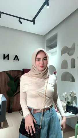 #atasanwanita #lewatberanda 