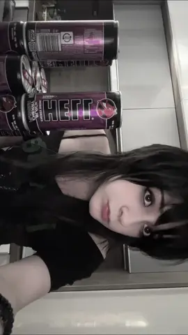 Hell energiaital 👅👅👅 (a monster amugy jobb de arra nincs penzem) #relatable #monster #hell #magyar #emo #alternative #wlw 