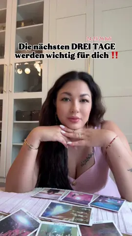 Neumond ✨ {kartenlegen, Kartenlegerin, kartenlegenlassen, kartenlegerin, orakel, orakelbotschaft, liebesorakel, liebesbotschaft, botschaft, hellsehen, wahrsagen, tarotlegung, liebeslegung, liebe, Partnerschaft, Seelenpartner}