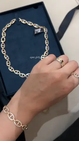 my fav go-to jewelries currently✨ @apmmonaco #apm #apmmonaco #jewelrytiktok #girlythings 