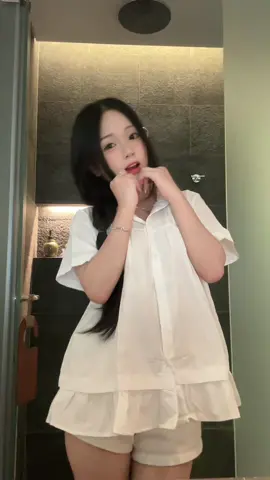 Tui up lạiii