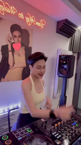 Đêm Vũ Trường Có Em Đây ... 💕💕💕#DJCammay 