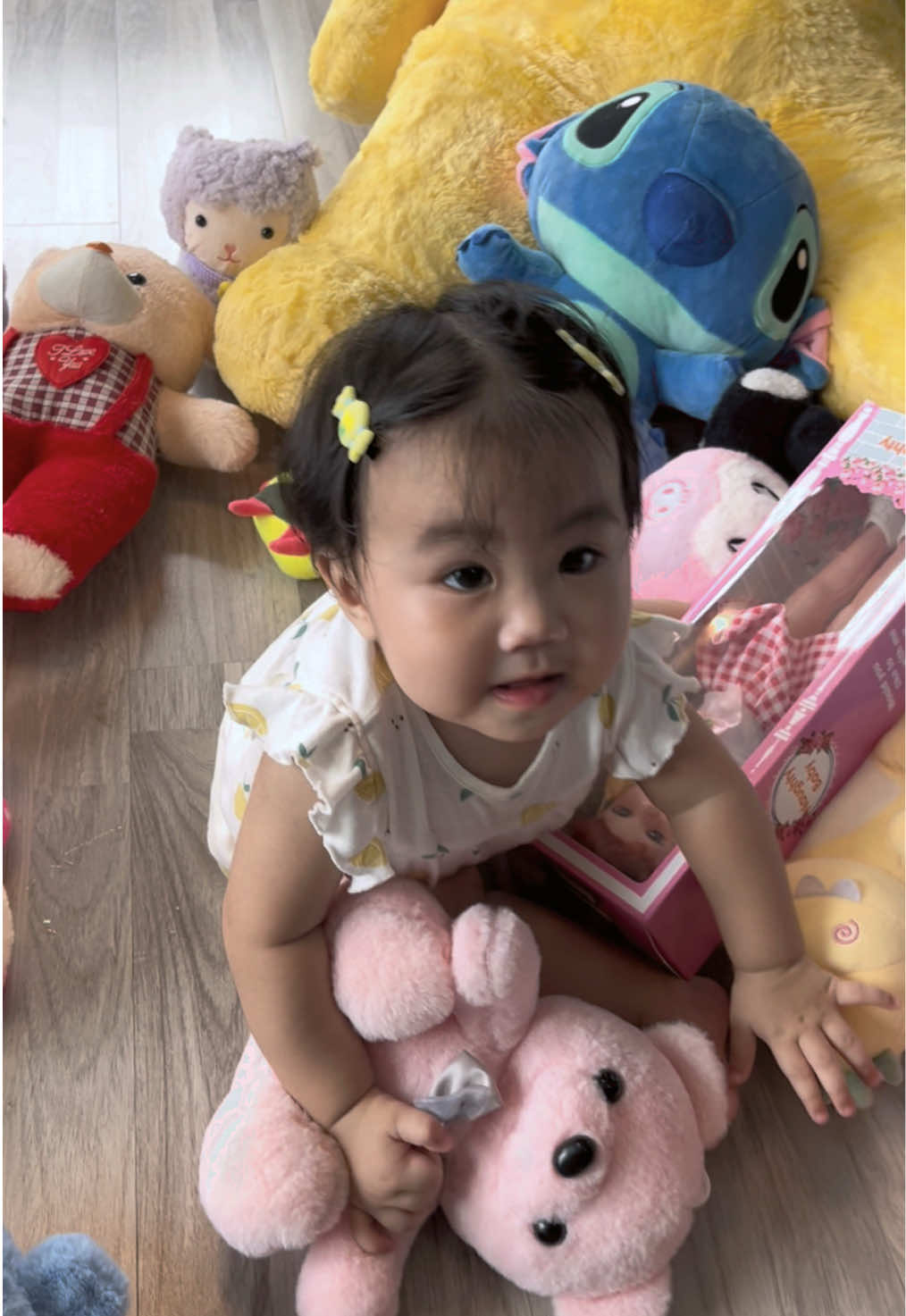 Papa Girl 👧🏻❤️ @Yaw Yazt @Ella HN  
