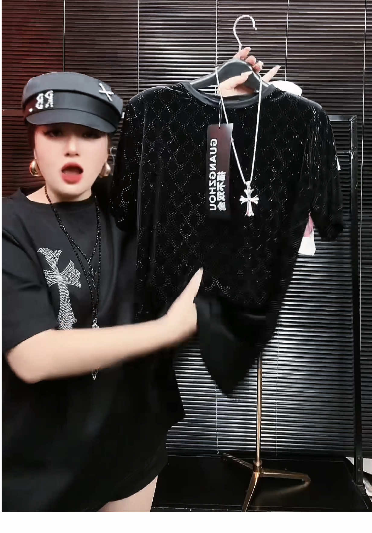 Áo đẹp về hàng c em ơi #xuhuong #xuhuongtiktok #blingbling 