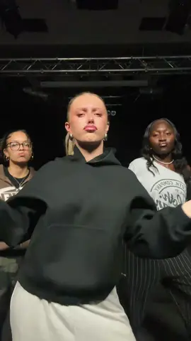 this trend🔥🔥| dancers: @melanie.br @aliya  @bębęw | dc: @jadan.s.m_zay #dance #dancechoreography #dancestolearn #dances2025trends #hiphopdance #dancing #dancetok #hiphop #hiphopdancing #hiphoptok #crew #offmask #hiphopdancecrew #dancinghiphop #dancecrew #hiphopcrew #offmaskcrew #dances2025 