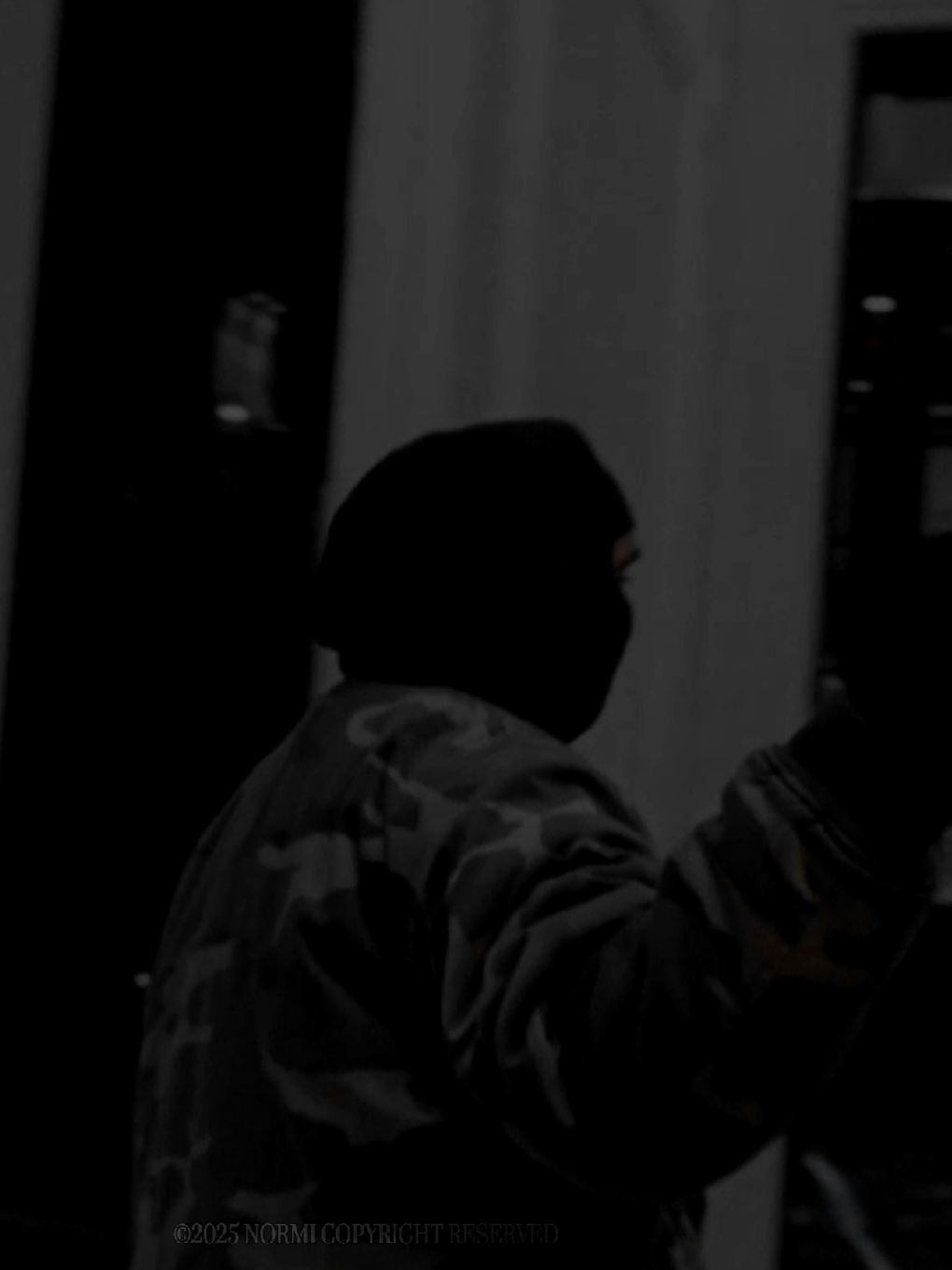 toosie slide... #toosieslide #drake #lyricsvideo 