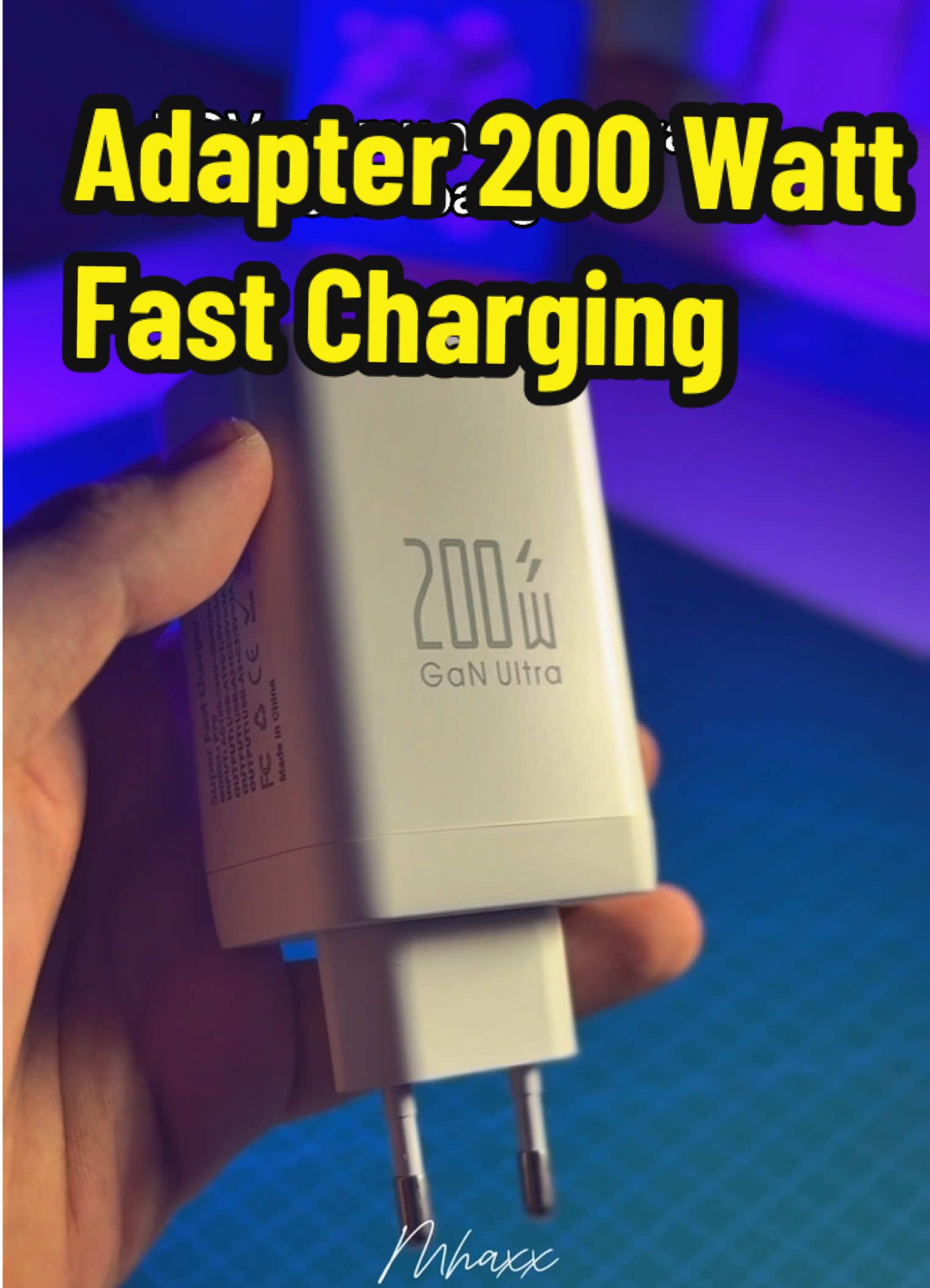 Adapter/kepala charger 200 Watt Fast charging dengan 3 colokan USB C & 3 USB A. Keren parah sih ini🫶🏻🤟🏼 #adapter #fastcharging #charger #kepalacharger #200watt #usbc #usba #fastcharger #charger #casan #kepalacasan #hp #mhaxx 