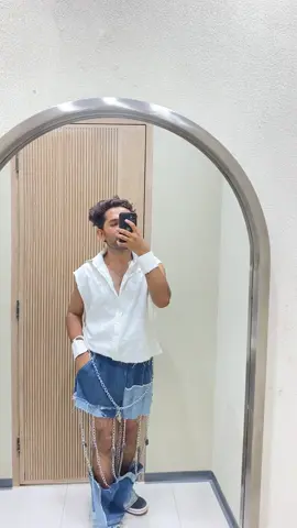 Denim’s 👖 With ⛓️‍💥 Lock 🔒  #fyp #tik_tok #tiktokviral #viral #foruyou #foryoupage #urfijaved #fashiontiktok #famous #outfitinspiration #outfitoftheday #outfitideas 
