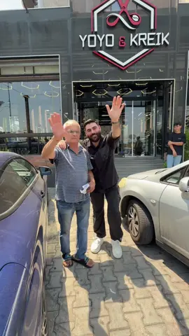 اول مرة باخد قرار  انزل عل الطريق وإحتك بالناس بشكل مباشر. ليش ما عملت هل شي قبل ؟ اكيد كرمال كل الوقت مشغول . بس كل متمرق الايام، عم حس لازم كون اقرب من الناس خصوصا الفئة لعم تتعب لتأمن مستقبل لعائلاتن ..  اذا بتسألوني شو لخلاني اعمل هيك هلق بقلكن بكلمة وحدة : الاطفال. اي الاطفال بيزرعوا جوات الشخص حب كبير اتجاه الناس. وشعور دايم انو الواحد لازم يقدم للناس اكتر واكتر شو م بيقدر .  شكرا من كل قلبي لكل طفل.  شكرا لكل اسرة زرعت فيني هل طاقة كلها من الحب للناس. بحبكن كتير