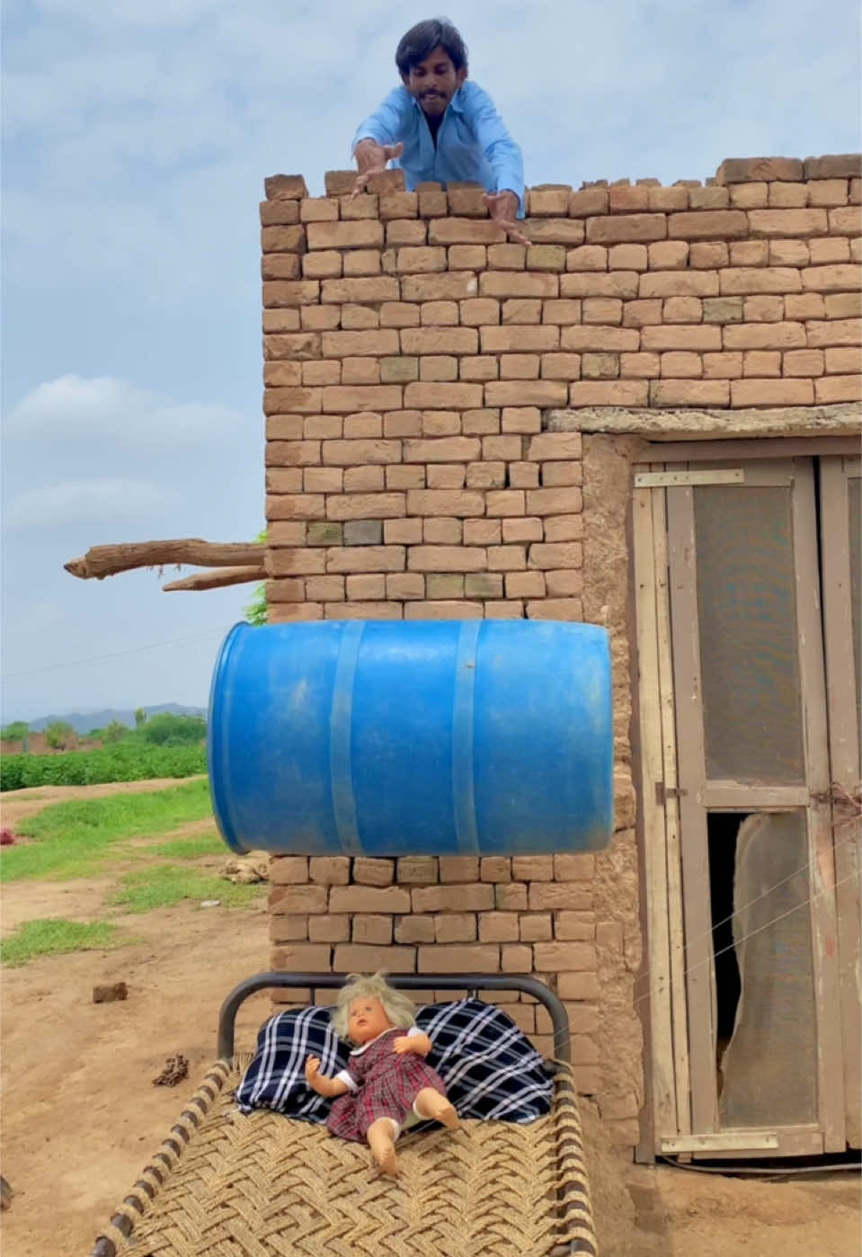 Dool py Drum kesy Aya🥹#teamms #shahzadayoub4 #dilshadayoub02 #unfrezzmyaccount #teammts #videotiktok #shortstory #foryoupage #ms #zamzamelectronics #mrxyzofficial1 #fypシ゚viral #trending #viral #crazytv 