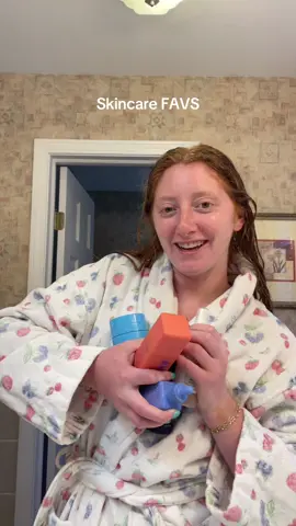 skincare routine!!  #skincare #skincareroutine #skincareproducts #redheadthriving #connecticut @byoma @Mario Badescu @Skinfix @Curology @Djerf Avenue 