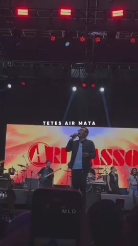 Lagu Favoritmu? #arilasso #mengejarmatahari #liriklagu #popmusic #live #konser 