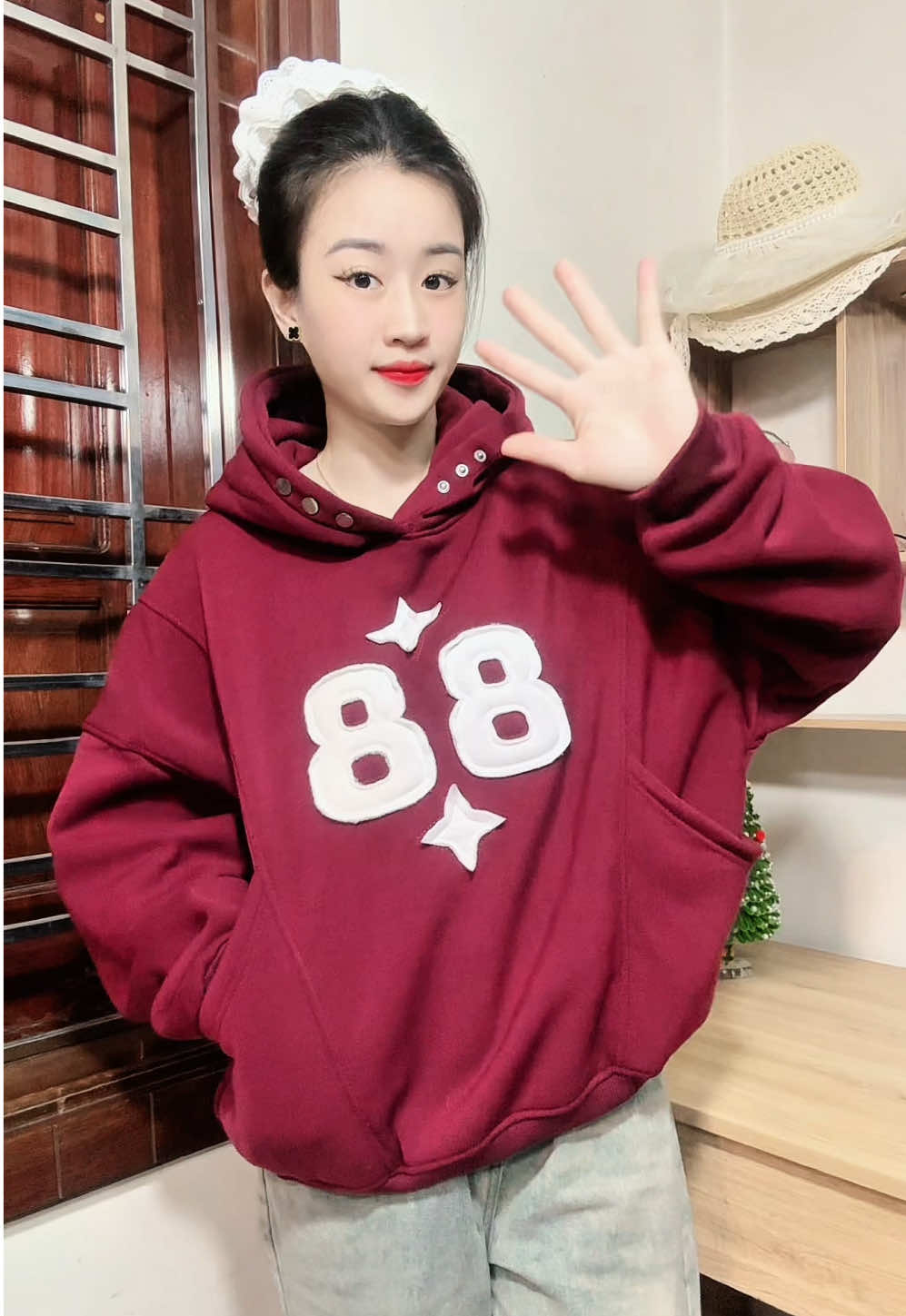 Áo đẹp vaizzzzzz ✌️✌️#vuthithanhhue95 #xuhuong #thoitrangnu #aoni #aonibong #aohoodieformrong 