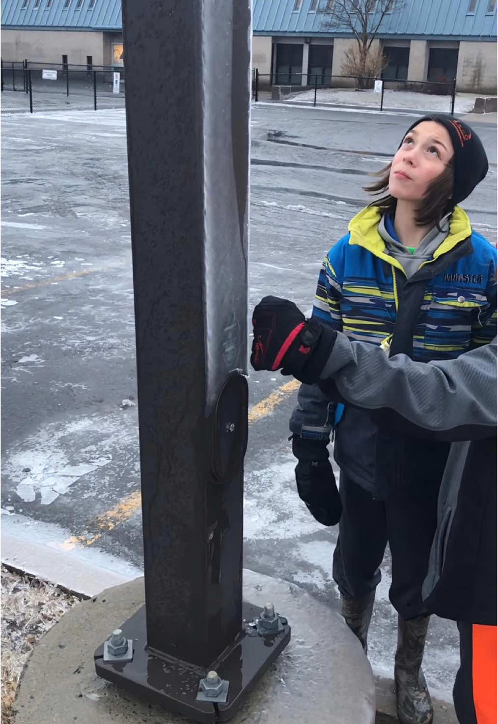 Immersive ice removal experience #ice #satisfying #asmr #fyp #oddlysatisfying 