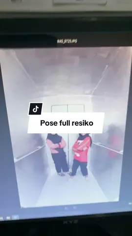 Ndasku ngelu gara gara **** #promomakangajian #photostudiomurah #ramepastiseru #rpsselfphotostudio #photography #rpsselfphotostudio #photography #photoboxsurabayamurah #photographylover #photoboxsurabayamurah #pasphotosurabaya #photoboxviral 