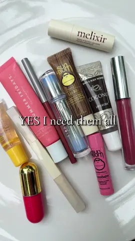 And yeah I’ll probably get more #fyp #lipgloss #chapstick #lipcombo #lippies #summerfridays #sunbum 