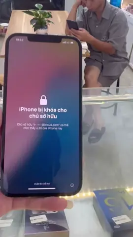 Cửa hàng em vừa tiếp nhận 1 khách hàng bị khoá icloud do lừa vay. Gặp em hỗ trợ a zai 1 phút 30s là sử dùng máy như bình thường . Hiện tại bên em vẫn hỗ trợ mở khoá icloud vay . Lừa vay . Looket . Máy nhặt bên em vẫn hỗ trợ mở icloud . Bypass . #hànoi #thanhxuan #dienthoai #xuhuong 